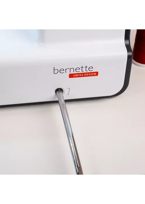 Швейная машина Bernette b77, изображение 18